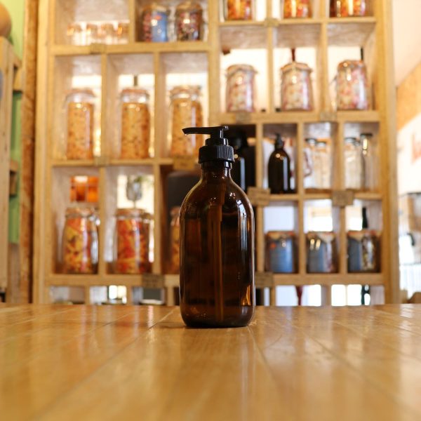 Amber glass pump bottle 300ml