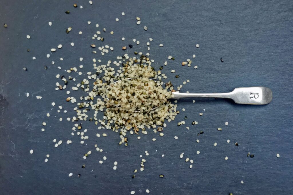Hodmedod's Shelled Hemp Seed | Zero Green Bristol